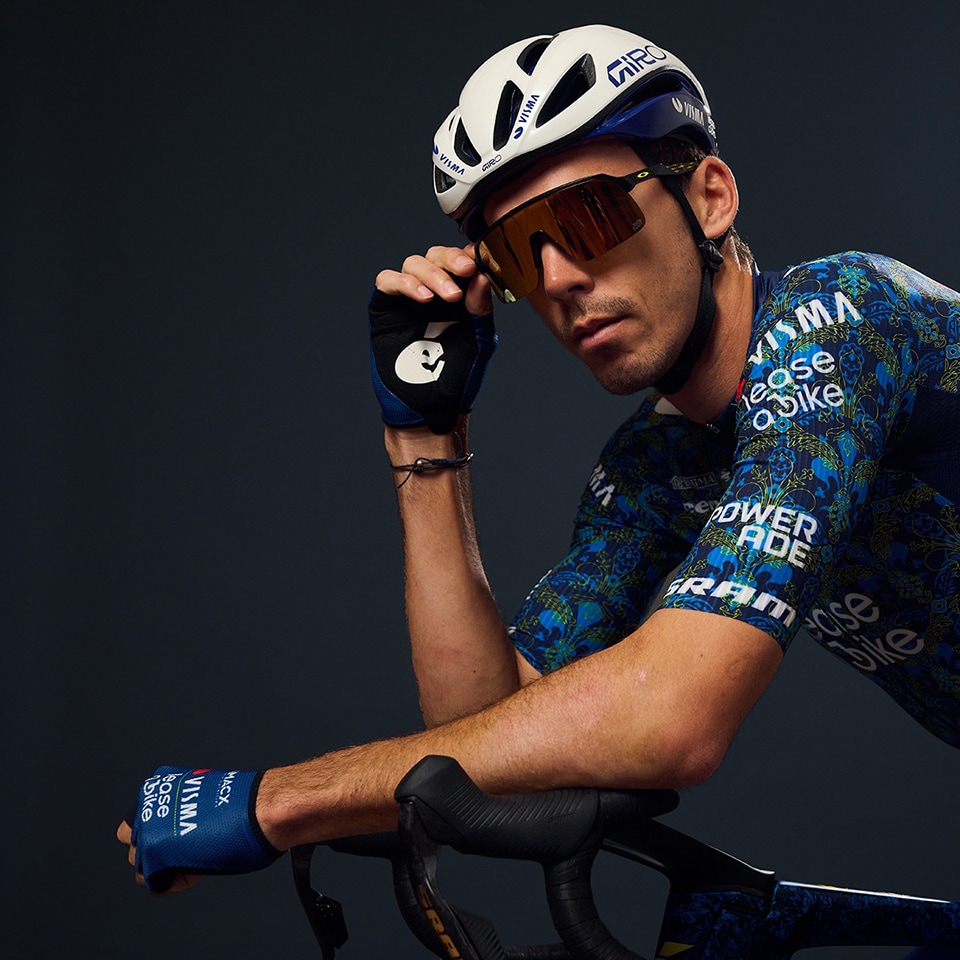Team Visma | Lease a Bike rider portrait